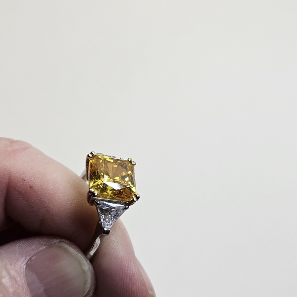 Radiant Sterling 925 Silver With Diamonique Ring, Set In A Halo Design - Picture 4 of 9